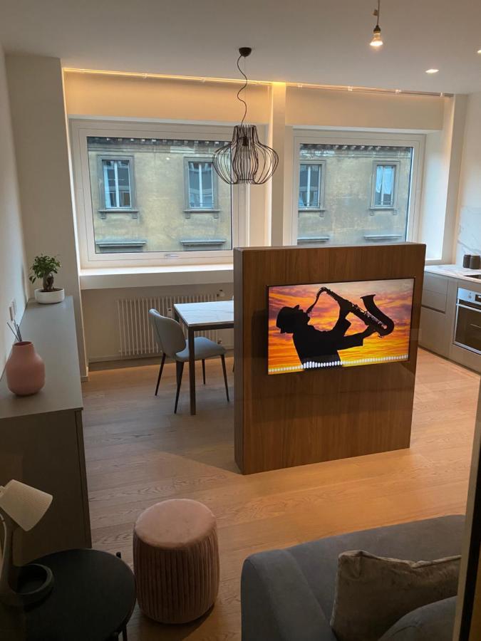 Torino 64 - Duomo City Center Luxury Apartment Perfect X2! Milan Bagian luar foto